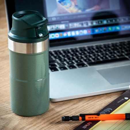 STANLEY 22 oz Green and Silver Insulated Stainless Steel Water